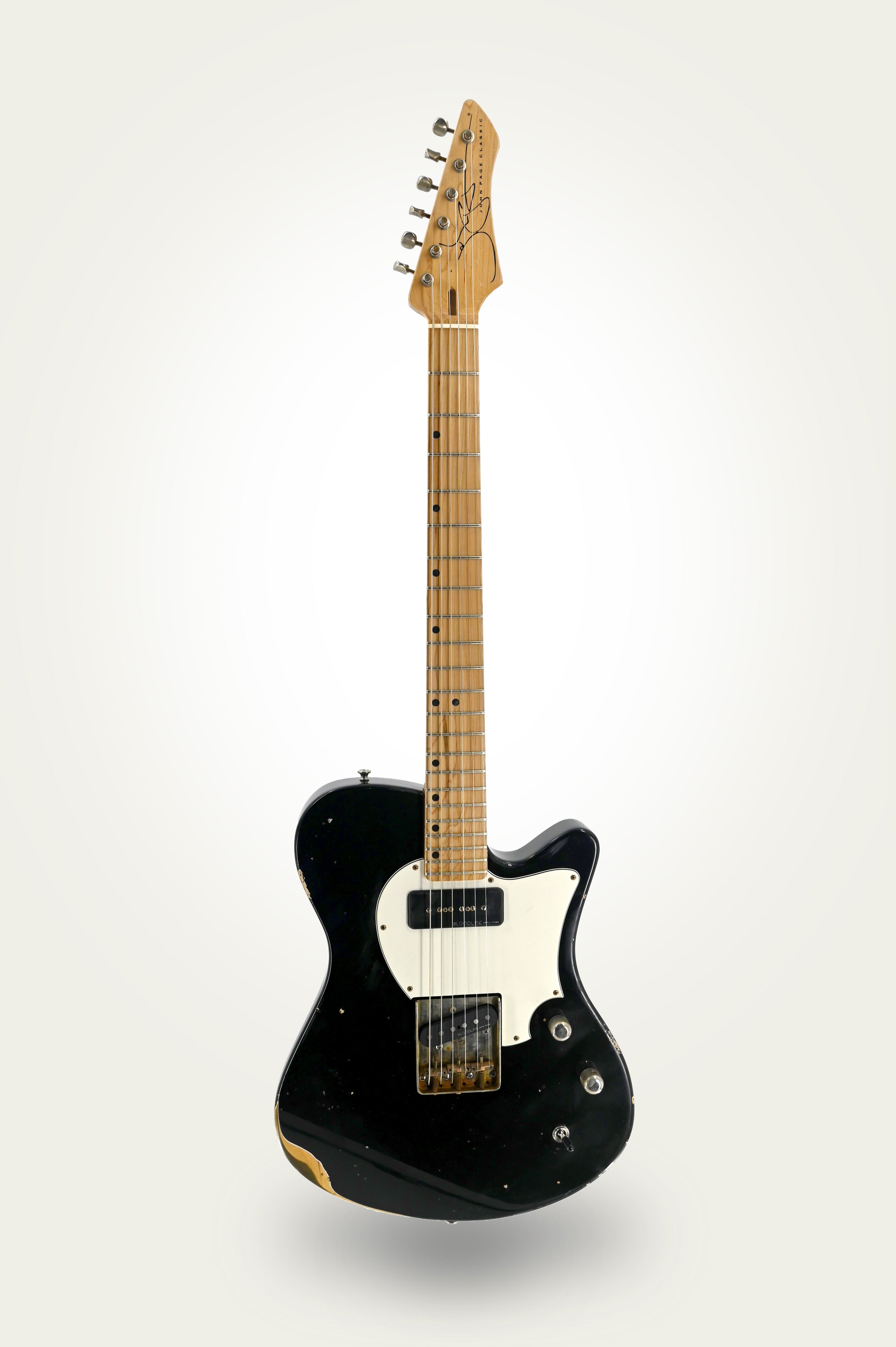 AJ Black Relic full front view.